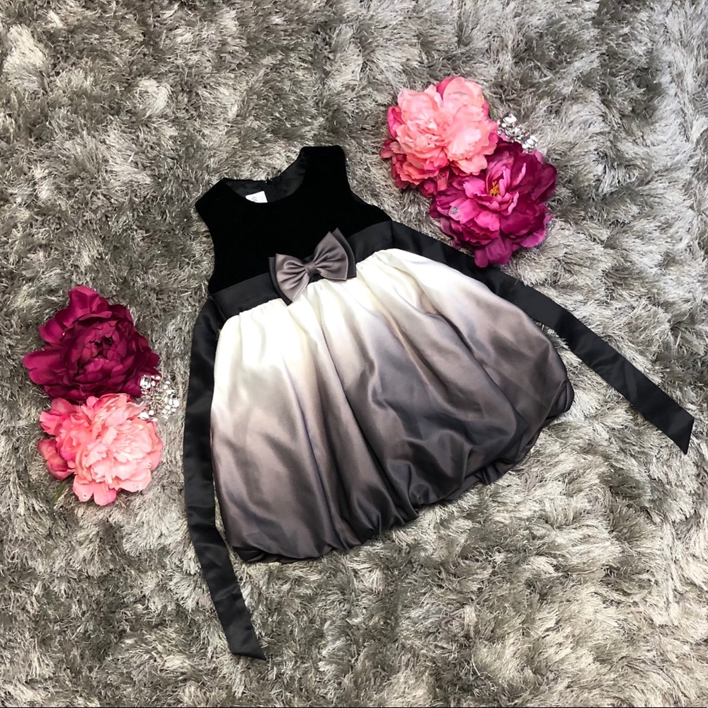 ✨Olivia Rose Bubble Dress Toddler size 2T